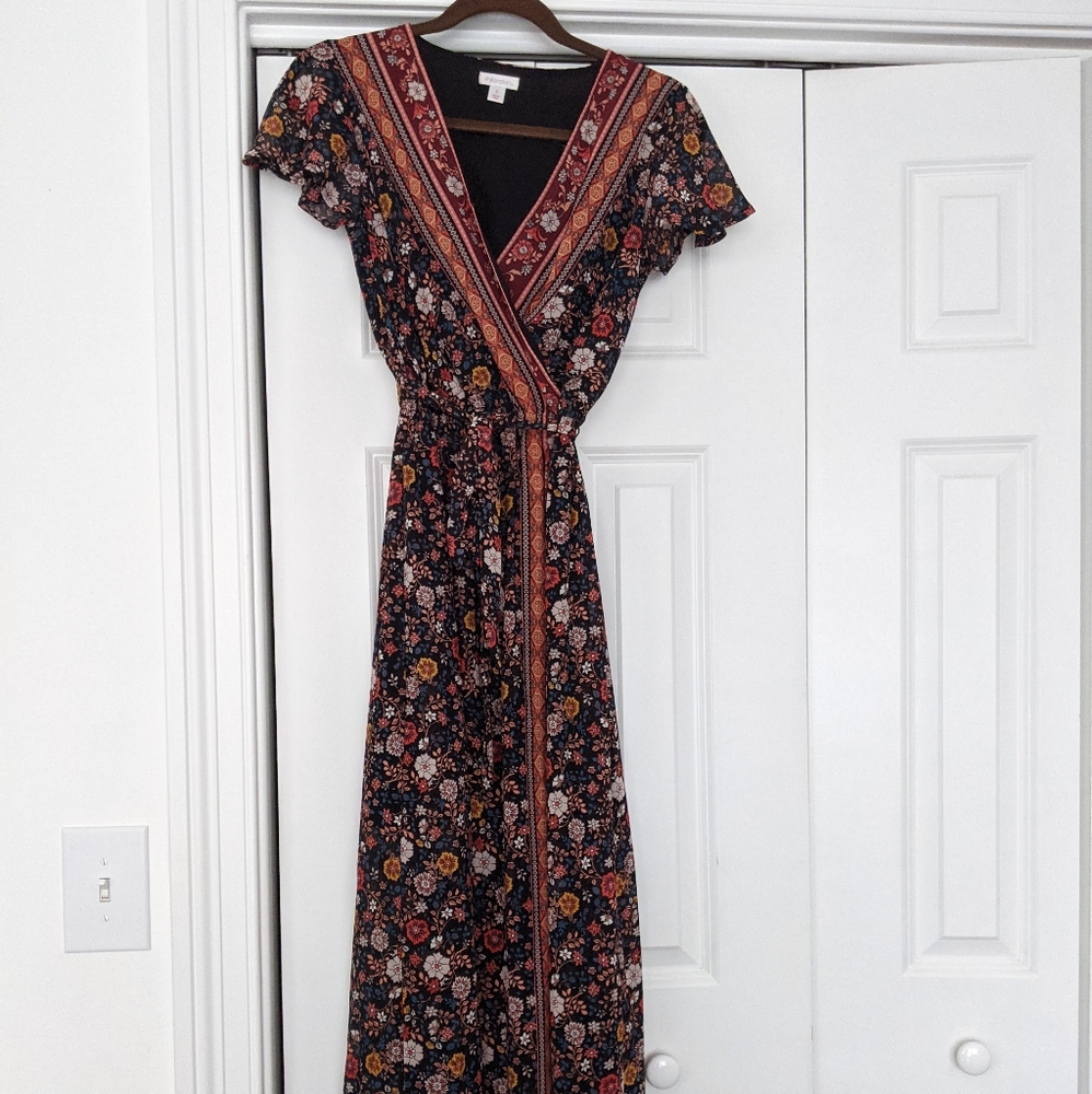 Xhiliration (Target) Maxi Dress, Size small